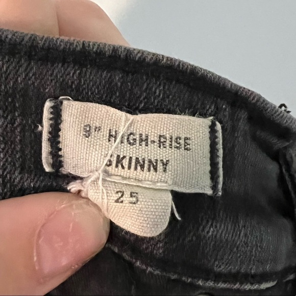 Madewell 9" High Rise Skinny Jeans in Lunar Wash - Picture 10 of 11